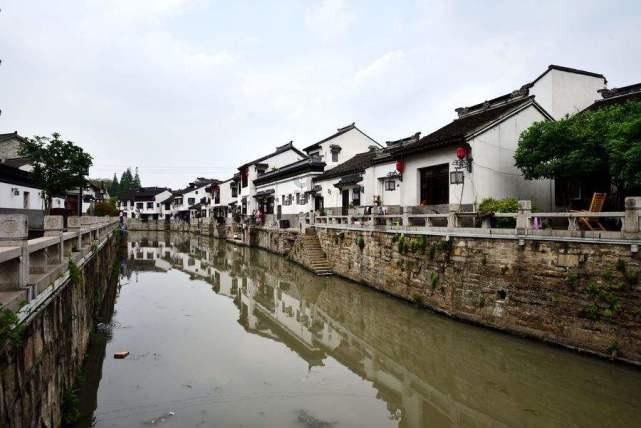 黑龙江大庆一男子连人带车失联2天，家属称遗体已找到 警方：排除他杀